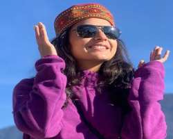 The actress is fond of traveling and visited Chamoli, Uttrakhand in December 2020.